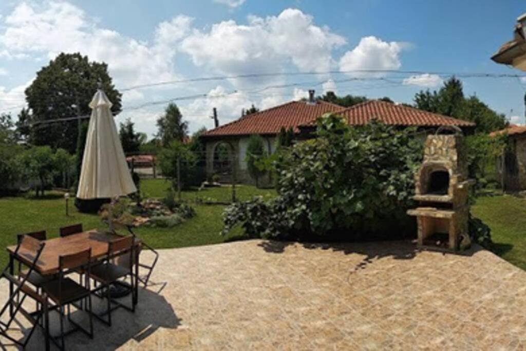 Guesthouse Oasis-Шабла Екстер'єр фото